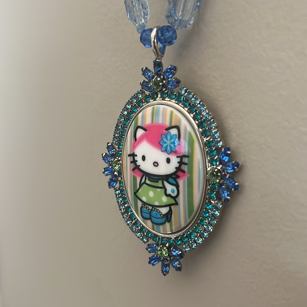 Tarina Tarantino Hello Kitty Pink Head Necklace